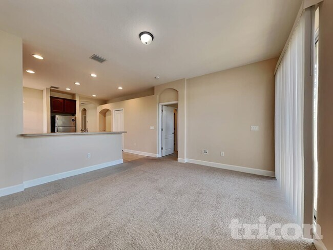 Foto del edificio - 922 Larwood Pine Dr