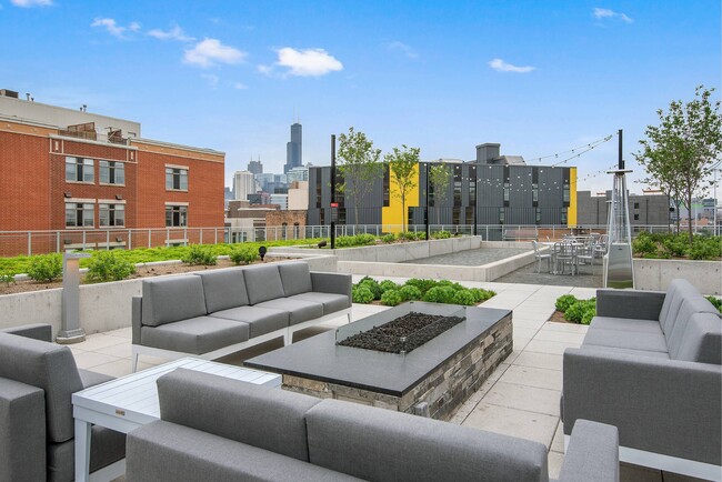 Building Photo - Spoke