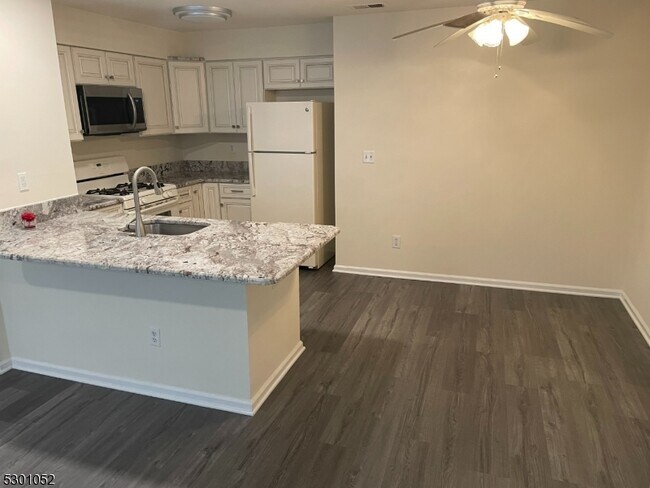 Foto del edificio - 181 Blew Ct