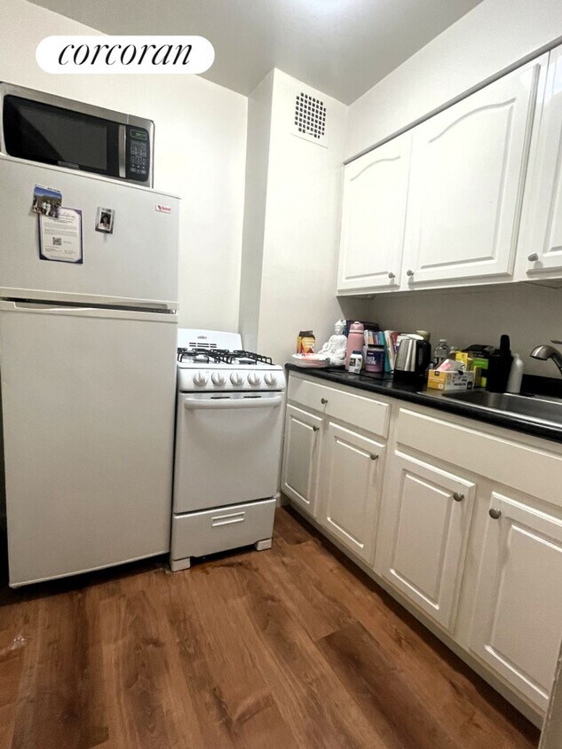 Foto del edificio - 147 E 82nd St