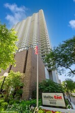 Building Photo - 6033 N Sheridan Rd