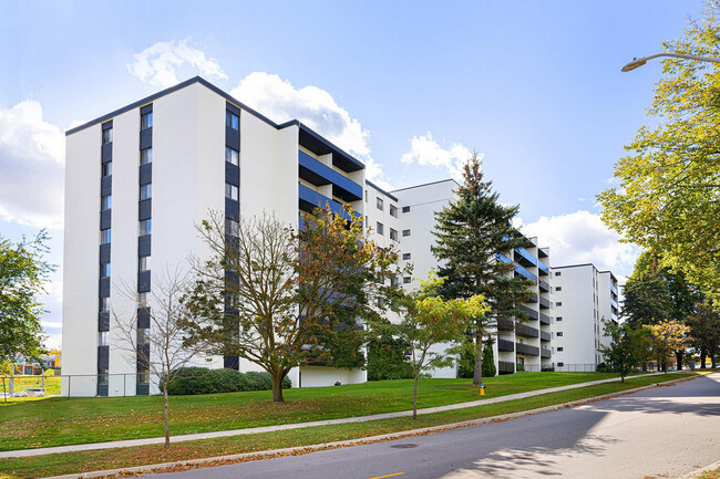 Building Photo - Hillside Apartments