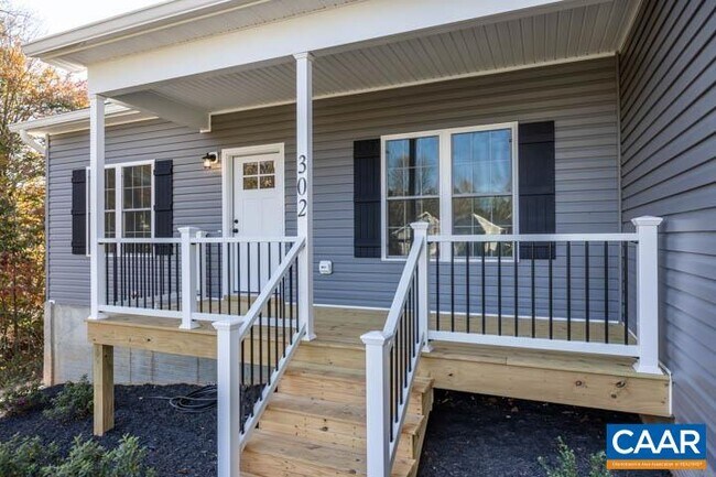Building Photo - 302 Barrington Dr
