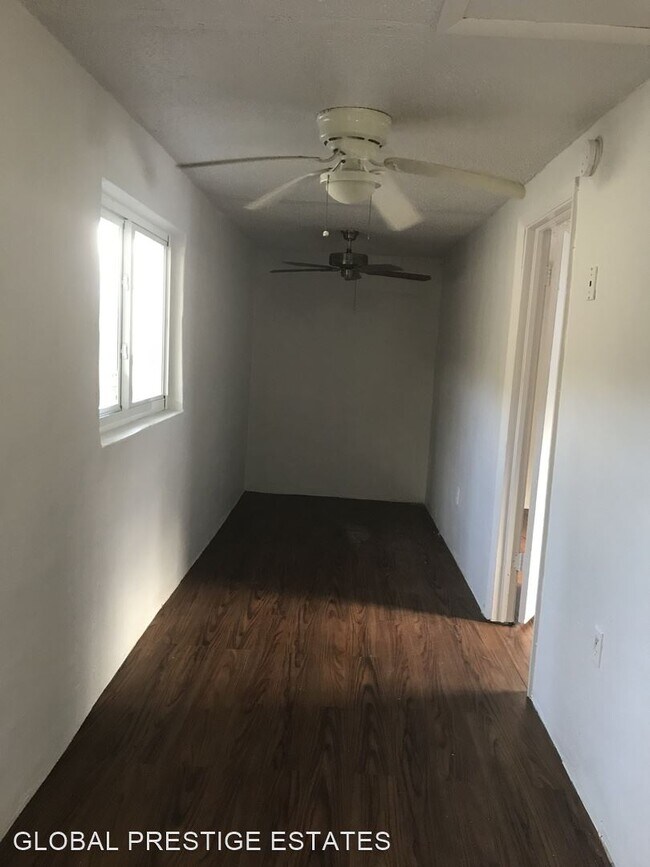 Foto del edificio - 2160 NW 29th St