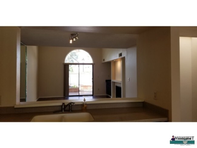 Building Photo - 11018 N 27th Ave