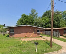 Building Photo - 1900 S Flintlock Dr