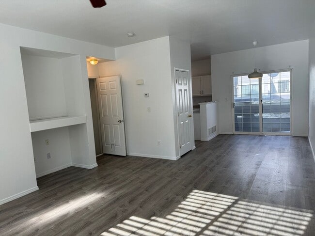 Building Photo - 19226 E Carolina Pl