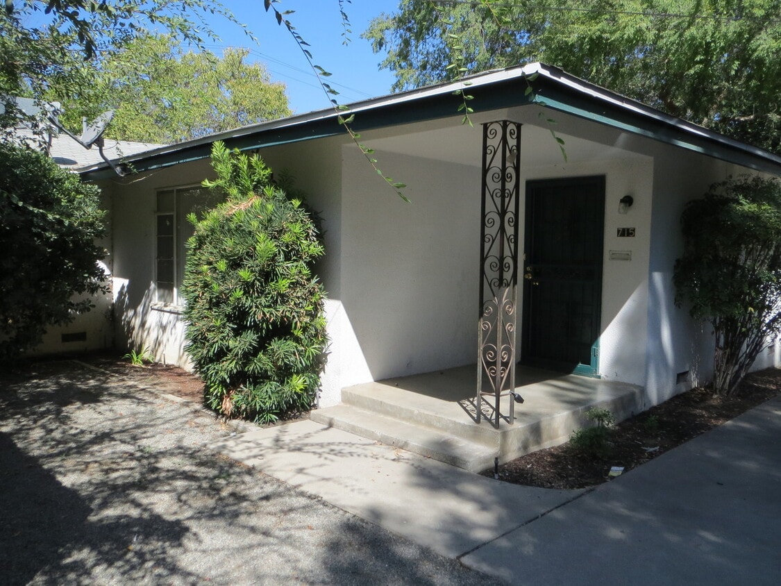 Primary Photo - Andrews Duplex
