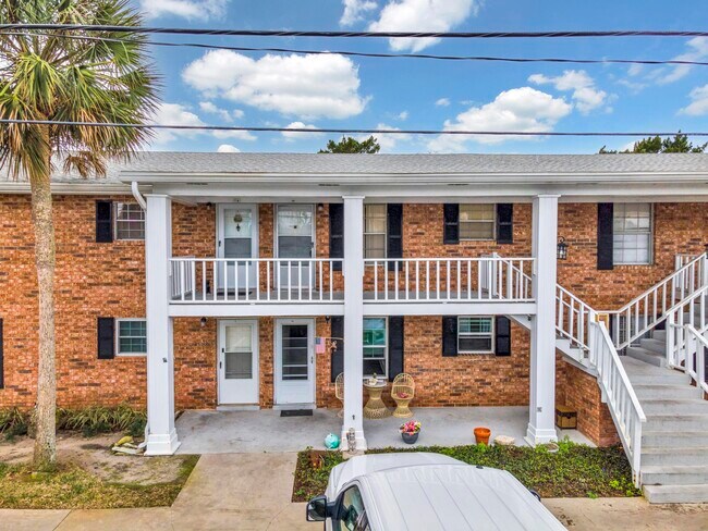 Building Photo - 405 Flagler Blvd