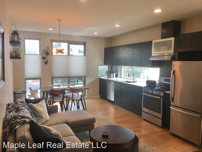 Foto del edificio - 2 br, 2.5 bath House - 6217 14th Ave NW