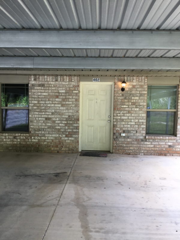 Building Photo - 1368 Pitkin Rd