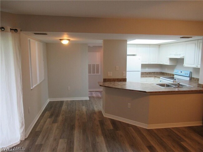 Building Photo - 3150 Seasons Way