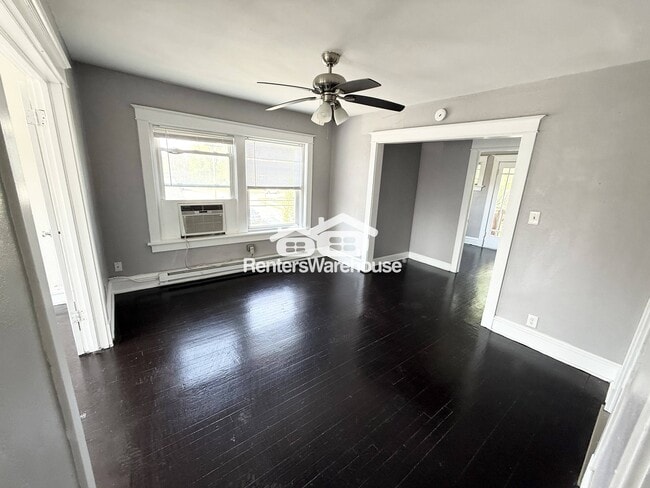 Building Photo - 3113 Thompson Ave