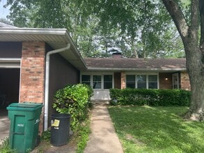 Building Photo - 5266 Carlton Dr