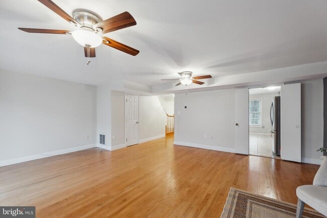 Foto del edificio - 8112 Rhodell Ln