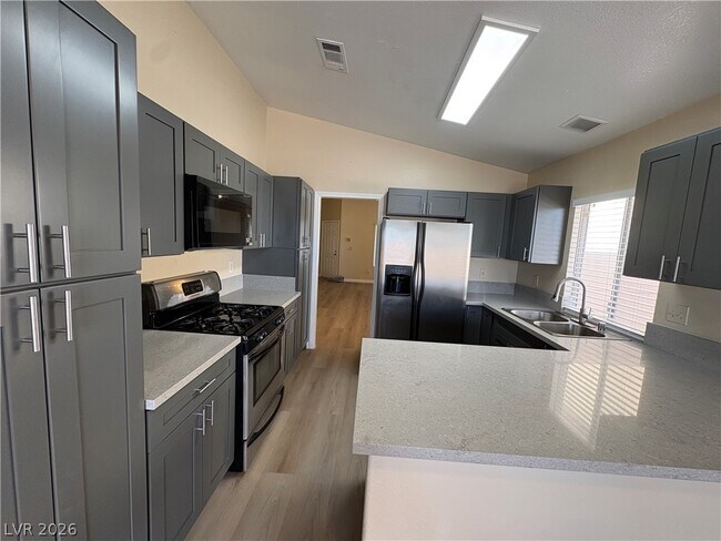 Building Photo - 1009 Torington Dr