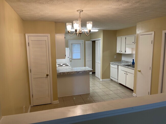 Photo - 2641 Union Cir Townhome