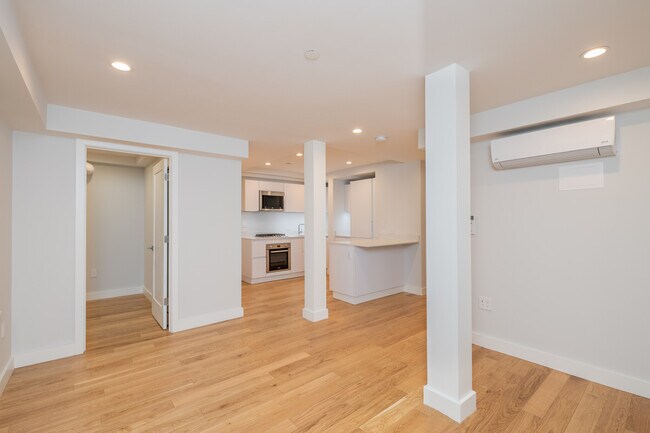 Foto del edificio - 288 Chestnut Hill Ave