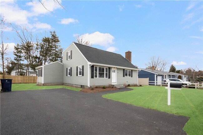 Foto del edificio - 137 Bayview Ave