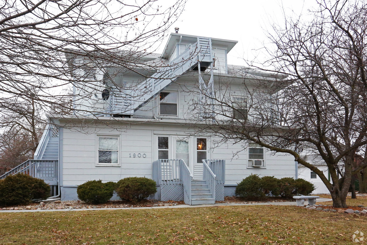 Foto principal - 1900 Arlington Ave