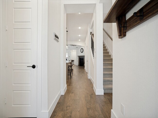 Foto del edificio - 2336 Norma Ln