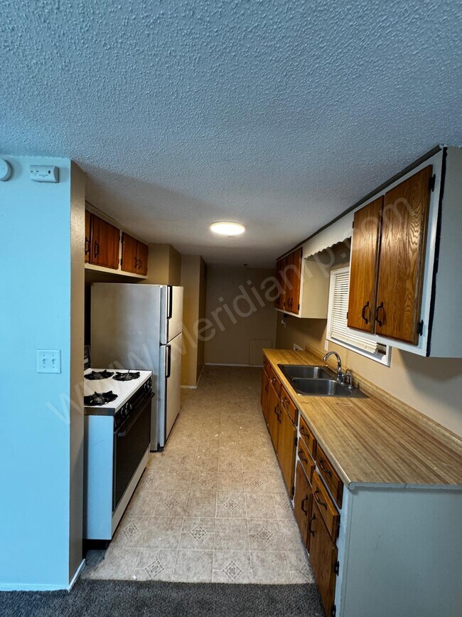 Foto del edificio - 2607 Corvalis Ave