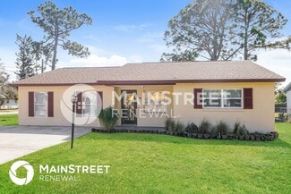 Building Photo - 301 Farmbrook Rd