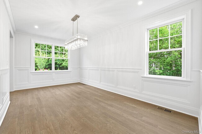 Foto del edificio - 229 Soundview Ave