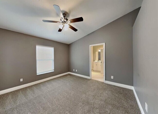 Foto del edificio - 2418 Radnor Ave