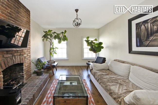 Foto del edificio - 350 W 22nd St