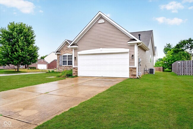 Building Photo - 5935 Monticello Square Ln