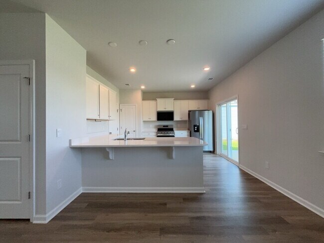 Building Photo - 306 Salvia St