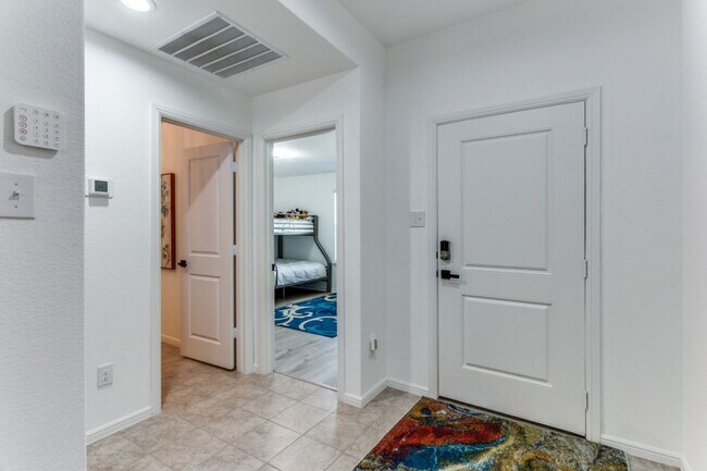 Foto del edificio - Contemporary in Cleburne!