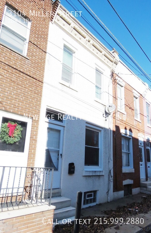 Building Photo - Modern home available in Port Richmond!