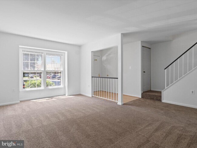 Foto del edificio - 5513 Ridgeton Hill Ct