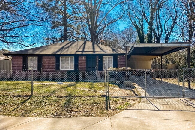Building Photo - 753 Glenn Dr