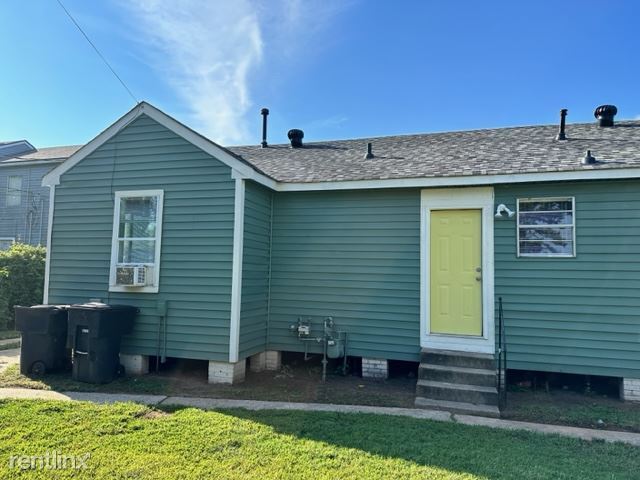 Building Photo - 2 br, 1 bath Duplex - 1267 Estelle Street