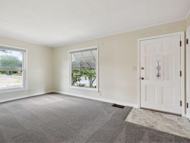 Foto del edificio - 3 Bedroom Single Family Home in Minneapolis