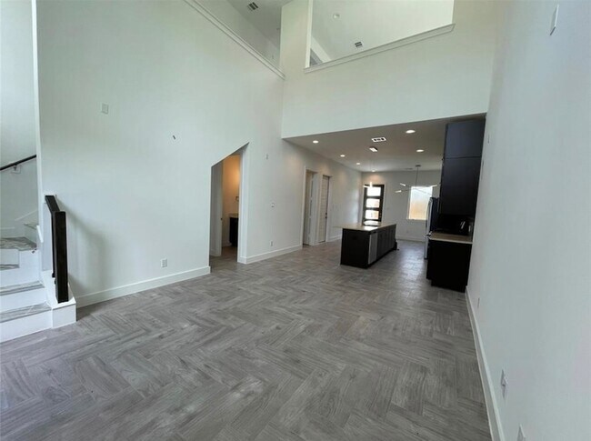 Foto del edificio - 1703 Cedrocanna Ln
