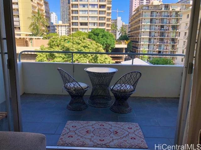 Foto del edificio - 430 Kaiolu St