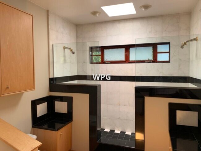 Foto del edificio - 2513 Alpine Rd