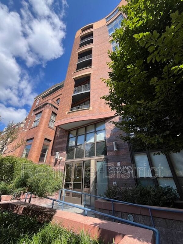 Photo - 1001 L St NW Apartment