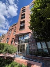 Building Photo - 1001 L St NW