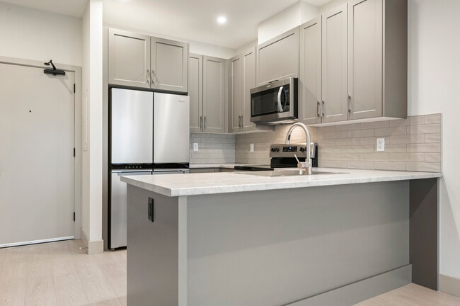 Photo du bâtiment - 45547-45547 Knight Rd