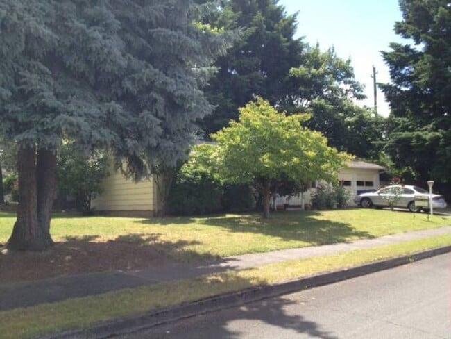 Building Photo - 3 bedroom Ranch style Home near Gresham