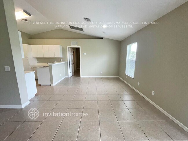 Foto del edificio - 813 SW 10th Pl