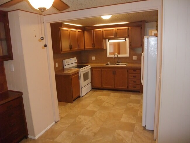 Foto del edificio - 5743 Sullivan Trail