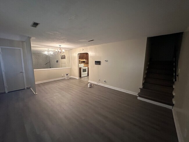 Foto del edificio - 827A Springfield Rd