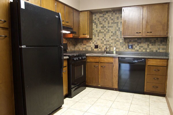 Foto del edificio - 5004 Davenport St