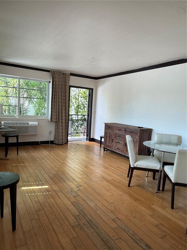 Foto del edificio - 1524 Lenox Ave.